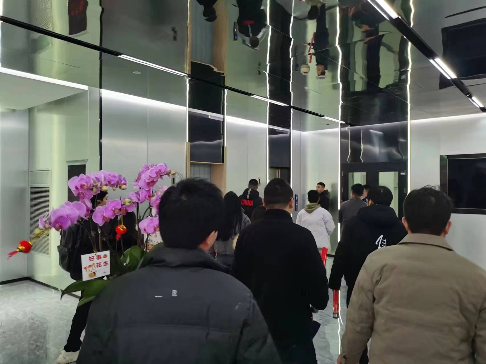 上海邁維動(dòng)漫科技有限公司喜迎新年喬遷之喜：立足新起點(diǎn)，開啟新征程！(圖4)